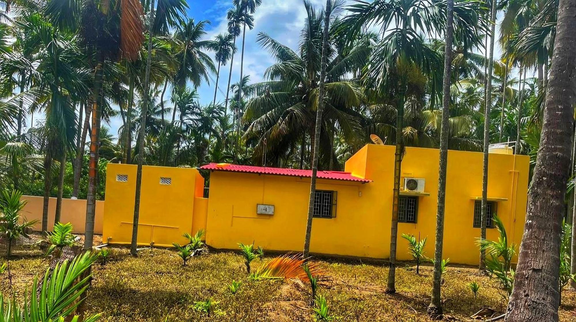 Shivalaya Farmstay Located Amdist Coconut Farm With River Access Near Isha,Adiyogi,Siruvani Alāndurai 外观 照片