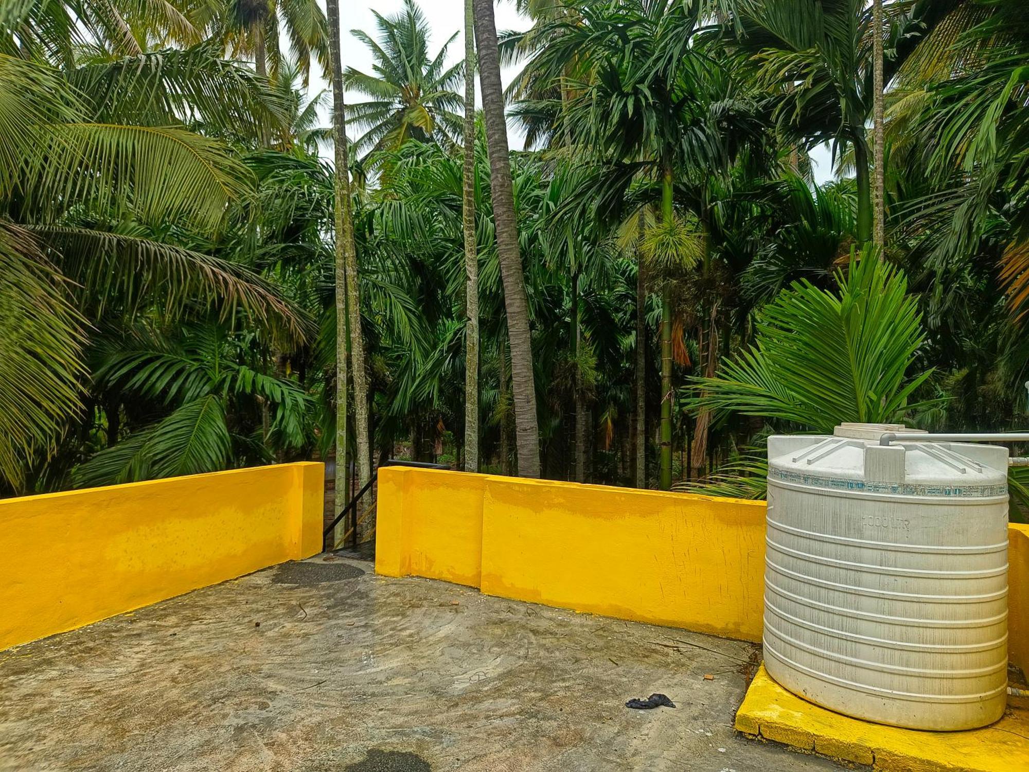 Shivalaya Farmstay Located Amdist Coconut Farm With River Access Near Isha,Adiyogi,Siruvani Alāndurai 外观 照片